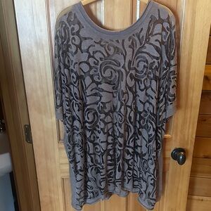Women’s Relaxed Knit Top in Taupe with Burnout Pattern